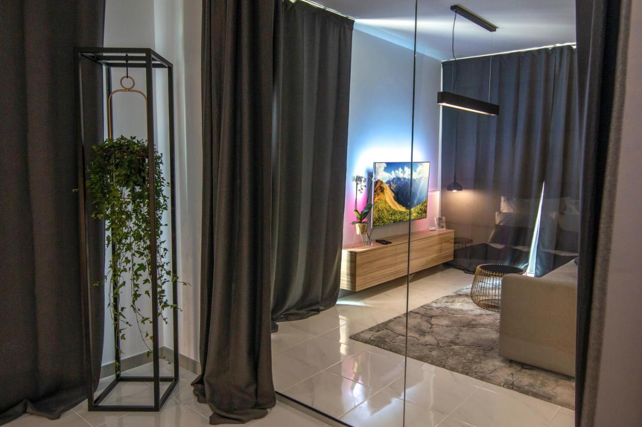 El Apartments - Antares Poznan Ngoại thất bức ảnh